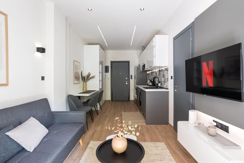 Downtown Stylish Apartment 4 Салоники Экстерьер фото